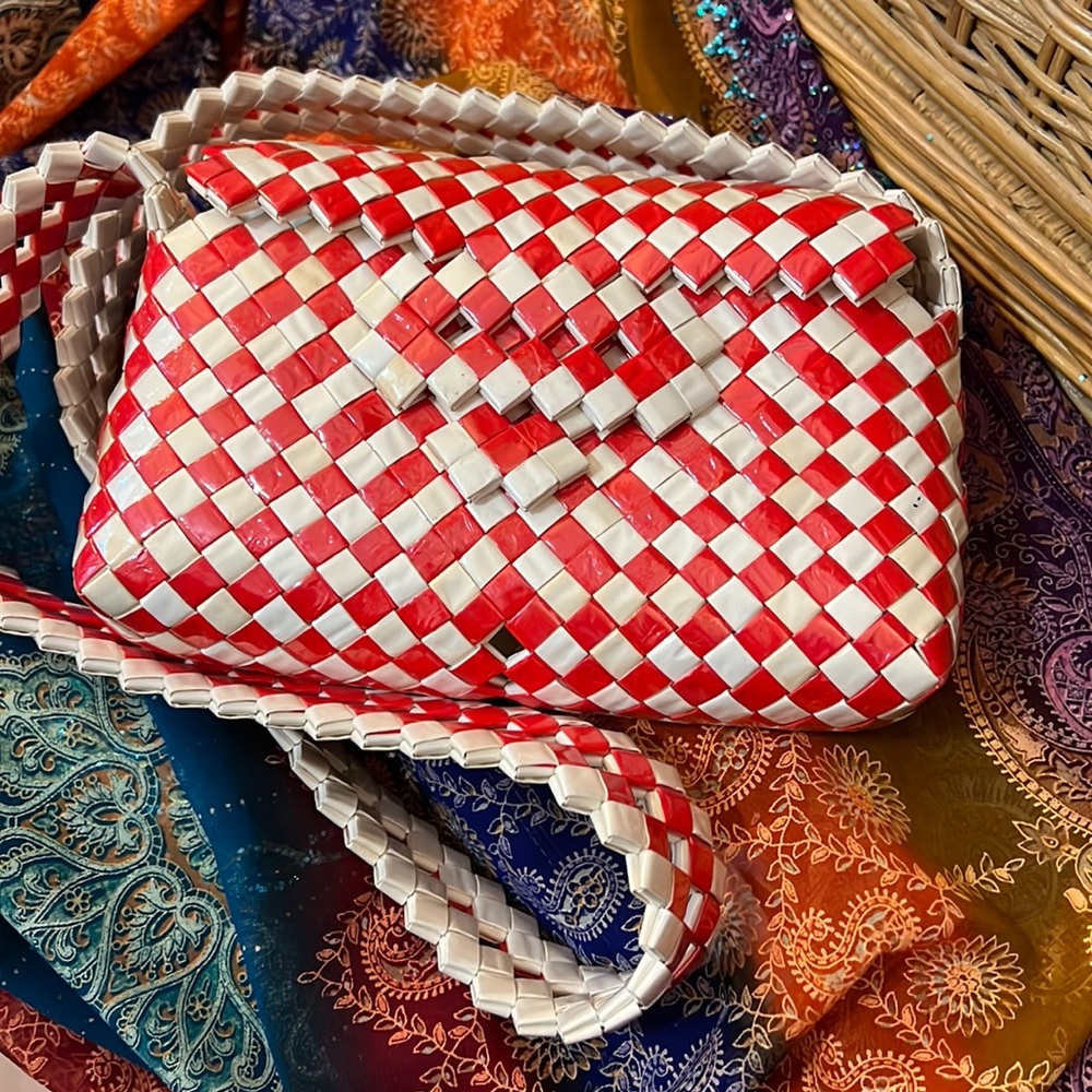 Candy Wrapper Style Weave Handbag - image 1